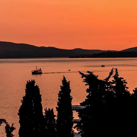 Coastal Charm Duplex Apartment Trogir