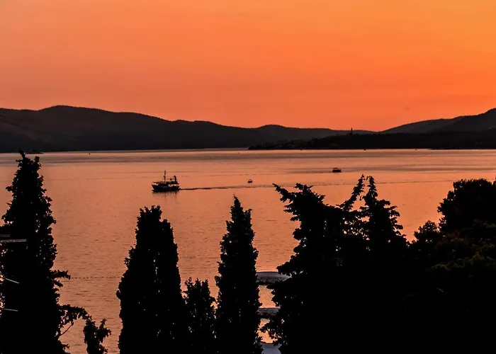 Jacuzzi Apartament Trogir