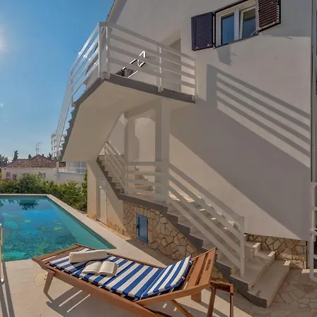 Apartman Coastal Charm Duplex